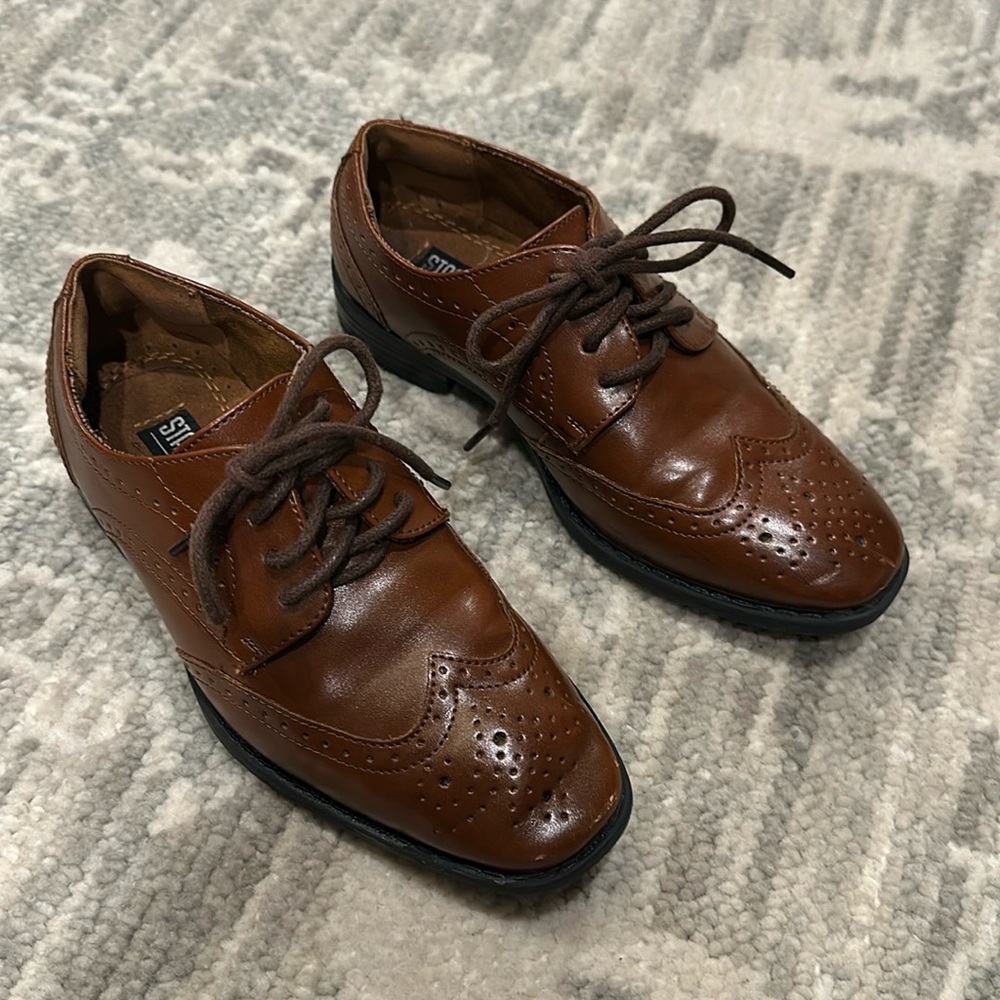 Boys Dress Shoes size 12M brown